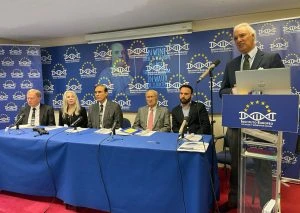 120 anos instituto europeo