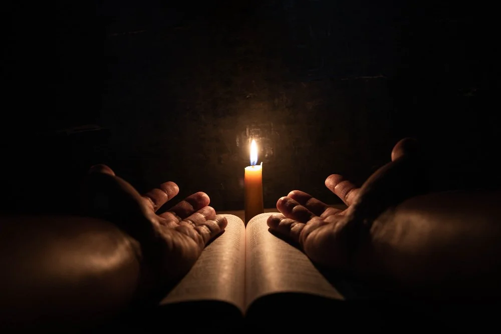¿Cómo ayuda la oración al proceso de curación?